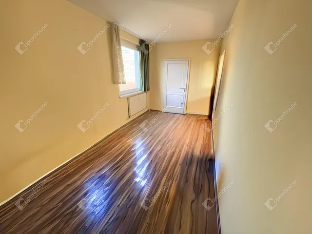 Eladó lakás Debrecen, Újkert 70 nm