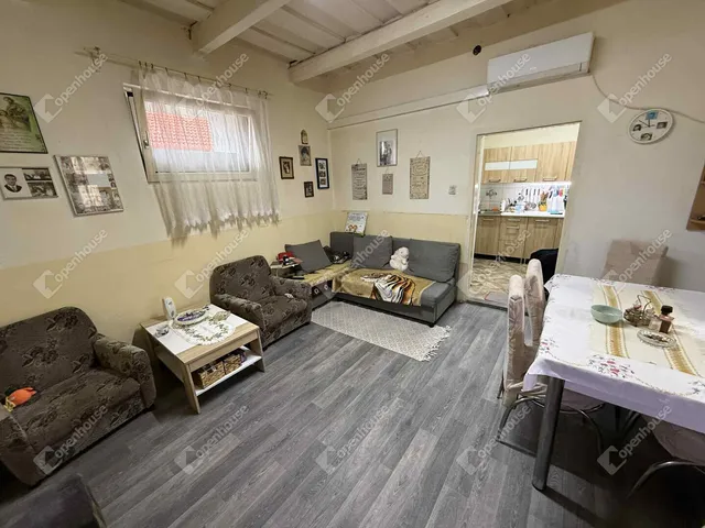 Eladó ház Üllő 90 nm