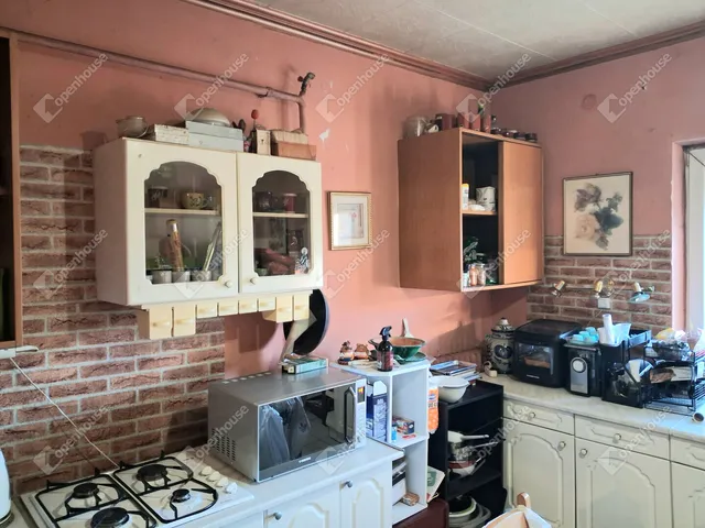 Eladó ház Bábolna 155 nm