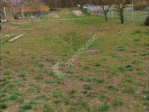 Eladó telek Esztergom