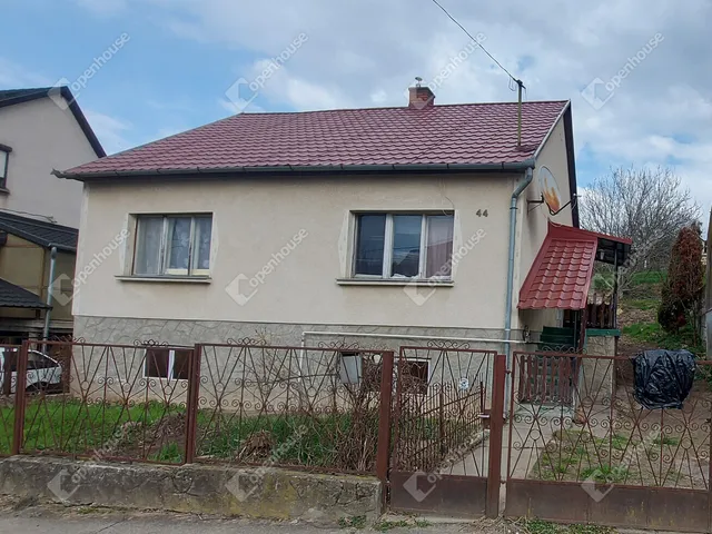 Eladó ház Kaposvár, Kecelhegy 81 nm