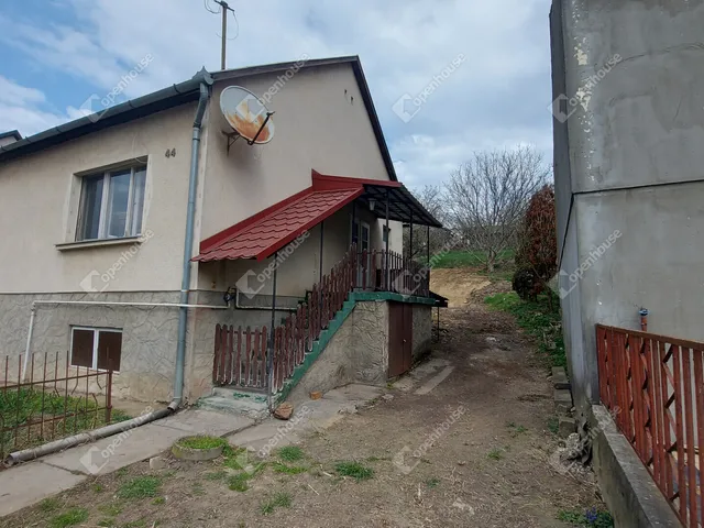 Eladó ház Kaposvár, Kecelhegy 81 nm