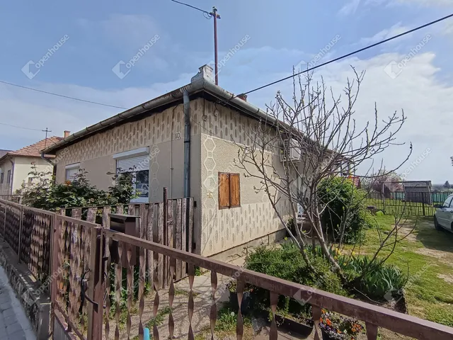 Eladó ház Kadarkút 90 nm