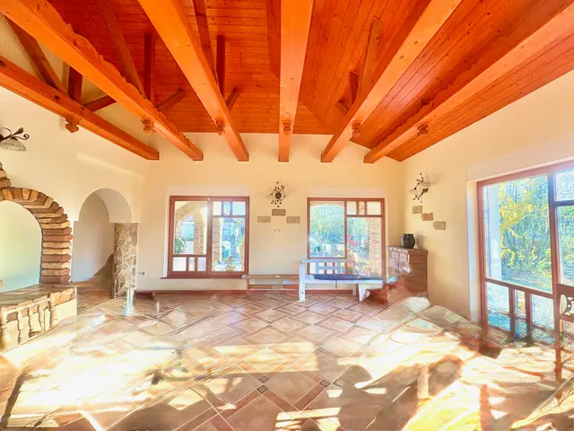 Eladó ház Felsőlajos 140 nm