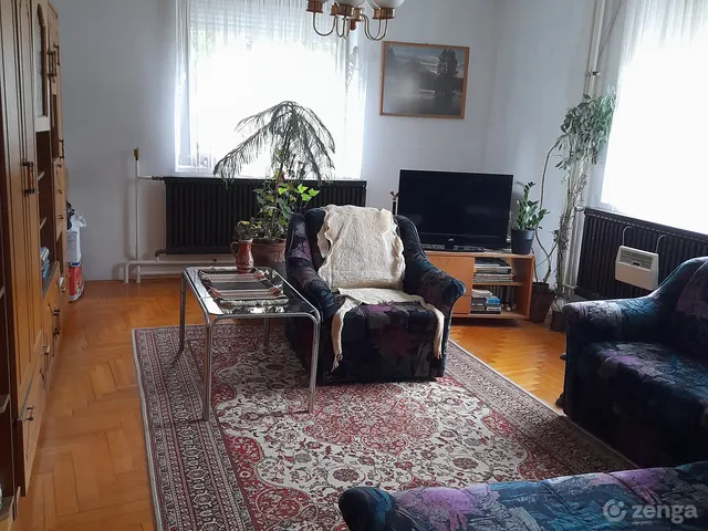 Eladó ház Pécs, Aranyhegy 160 nm