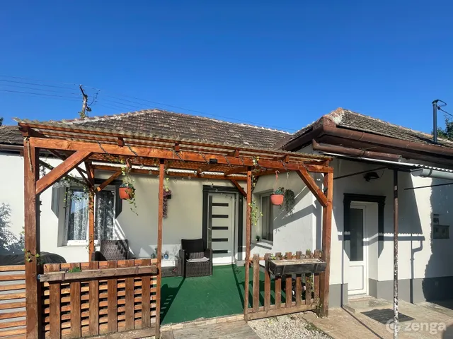 Eladó ház Szihalom, Vasút utca 1 92 nm