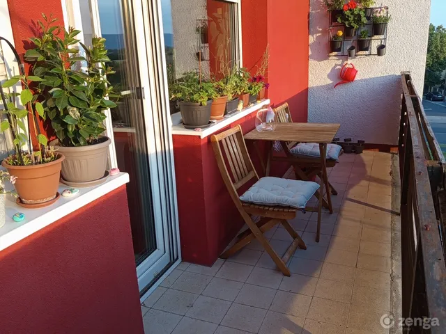 Eladó lakás Tapolca, Nyugati városrész, Május 1. utca 1 64 nm