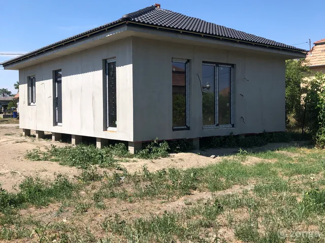 Eladó ház Makád 78 nm