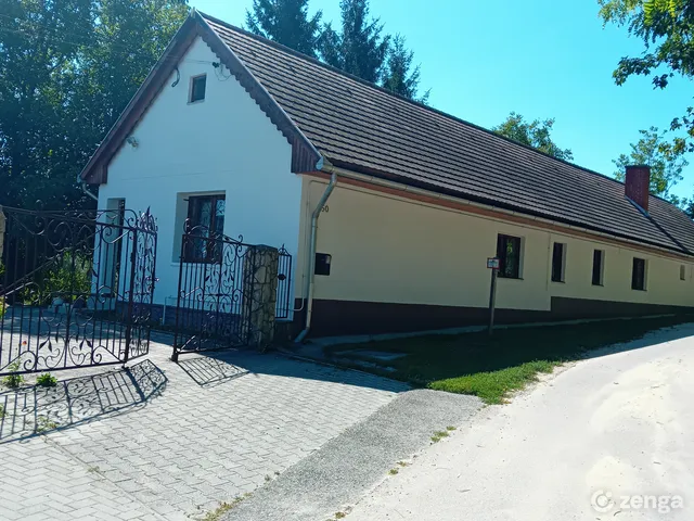 Eladó ház Bakonycsernye 220 nm