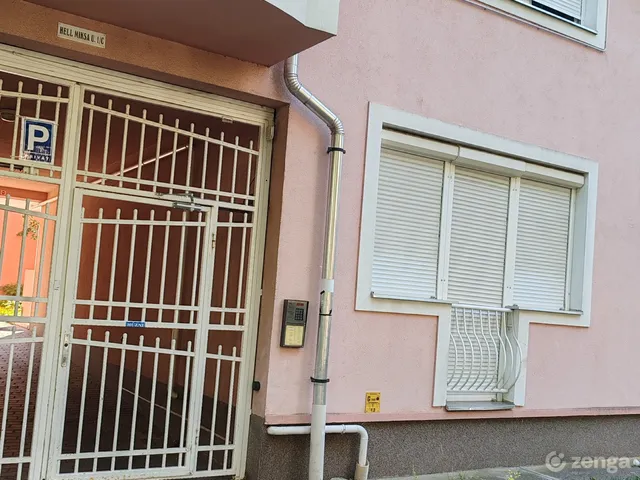 Eladó lakás Eger 32 nm