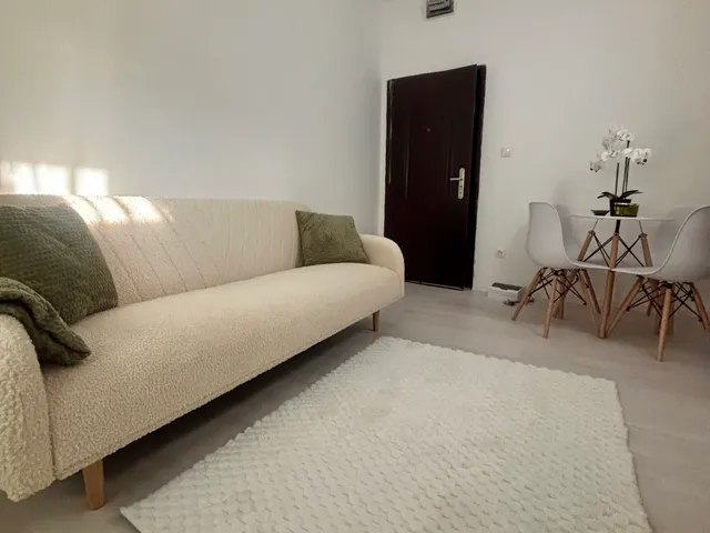 Eladó lakás Budapest VIII. kerület, Orczynegyed 18 nm
