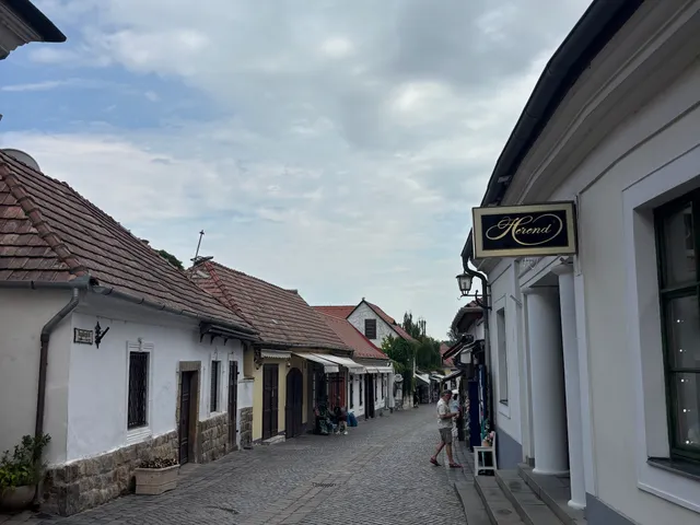 Eladó kereskedelmi és ipari ingatlan Szentendre 167 nm