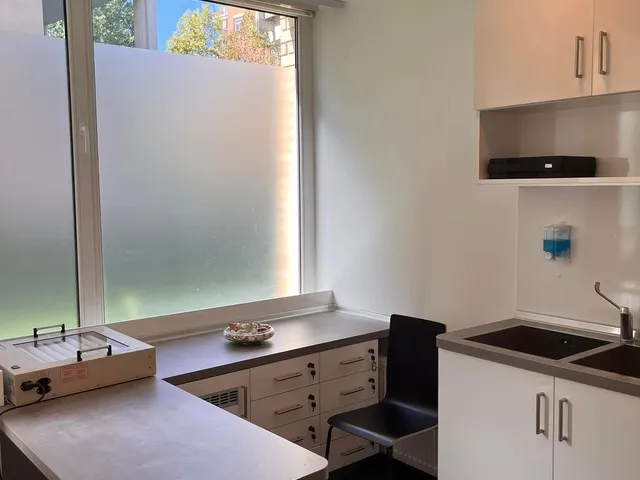 Kiadó kereskedelmi és ipari ingatlan Budapest XI. kerület, Nádorkert, Nádorliget utca 188 nm