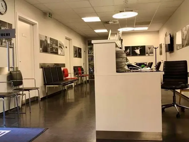 Eladó kereskedelmi és ipari ingatlan Budapest XI. kerület, Kelenföld, Nádorliget utca 188 nm