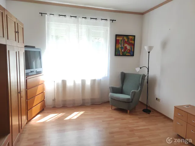 Kiadó lakás Budapest X. kerület, Óhegy 44 nm