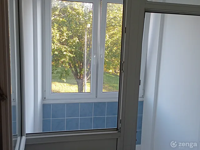 Eladó lakás Győr, Adyváros 62 nm