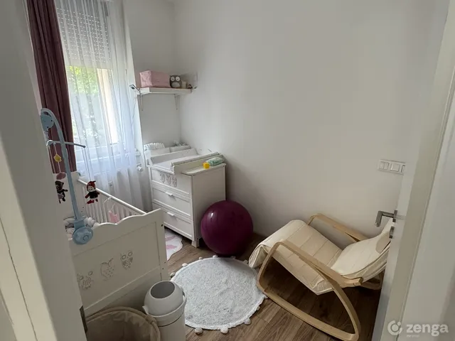Eladó lakás Tatabánya, Béla Király körtér 47 54 nm
