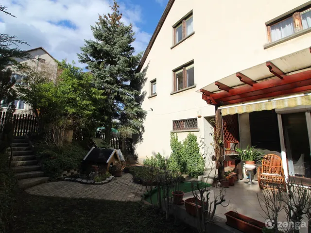 Eladó ház Budapest III. kerület, Táborhegy 156 nm