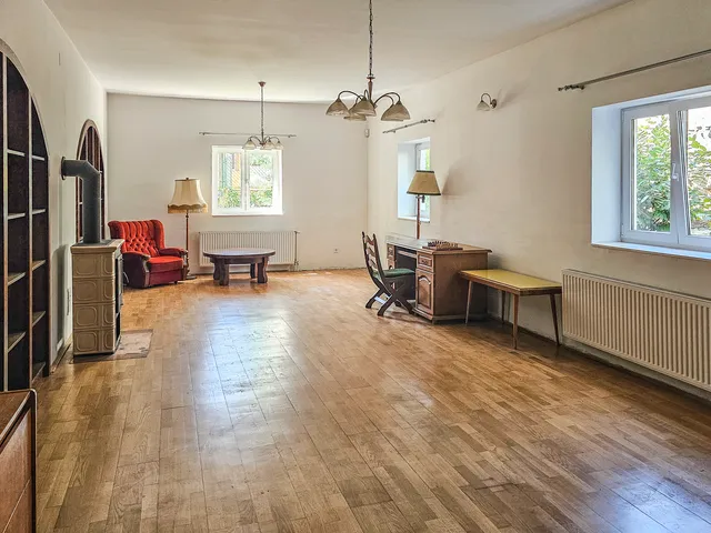 Eladó ház Pécs, Egyetemváros 266 nm