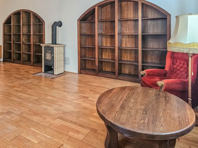 Eladó ház Pécs, Egyetemváros 266 nm