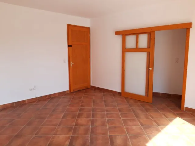Kiadó kereskedelmi és ipari ingatlan Pécs, Egyetemváros 27 nm