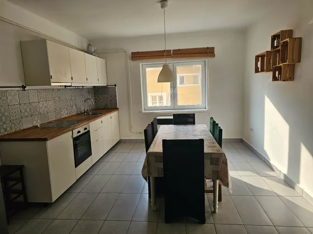 Eladó lakás Pécs, Egyetemváros 68 nm