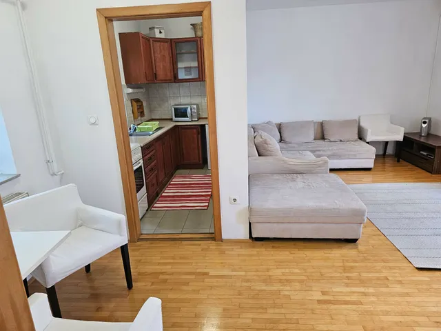 Kiadó lakás Pécs, Belváros 58 nm