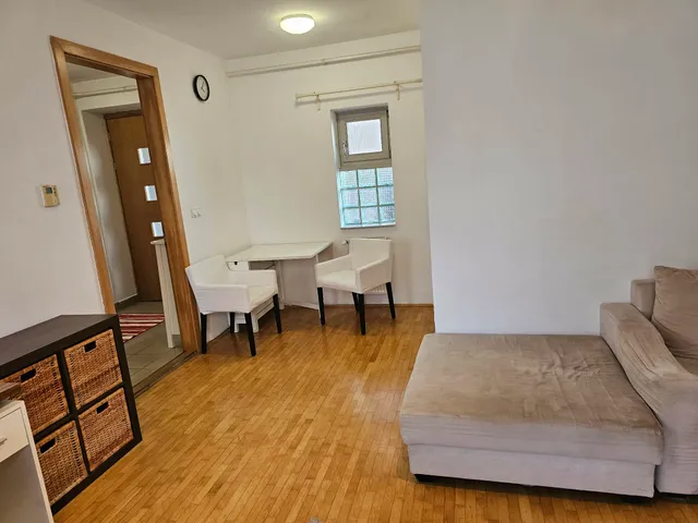 Kiadó lakás Pécs, Belváros 58 nm