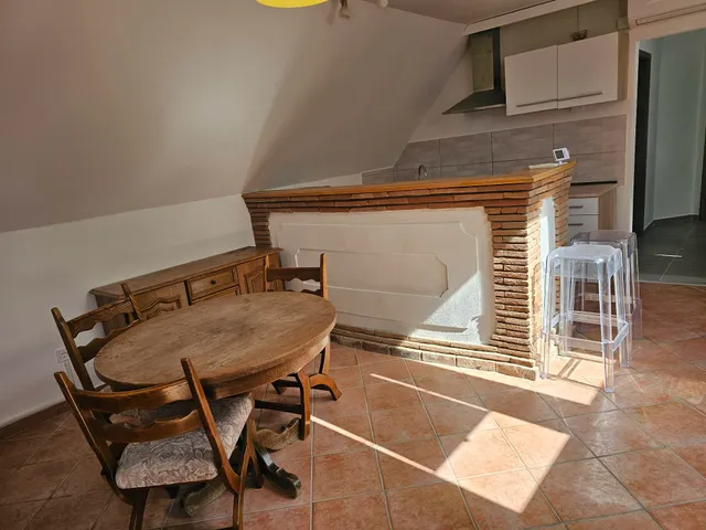 Kiadó lakás Pécs, Egyetemváros 88 nm