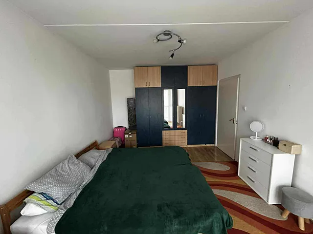 Eladó lakás Pécs, Egyetemváros 71 nm