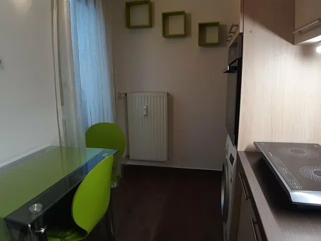 Kiadó lakás Pécs, Egyetemváros 47 nm