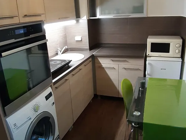 Kiadó lakás Pécs, Egyetemváros 47 nm
