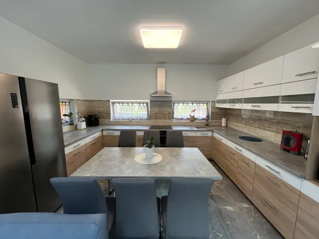 Eladó ház Szeged, Tápéi kiskertek 110 nm