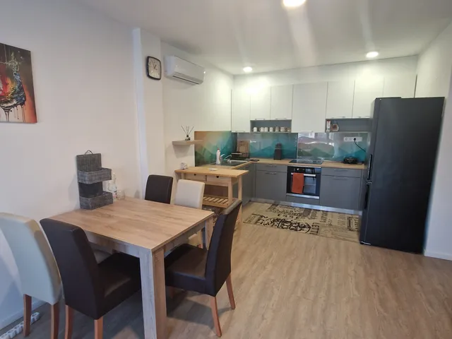 Eladó lakás Szeged, Felsőváros 55 nm