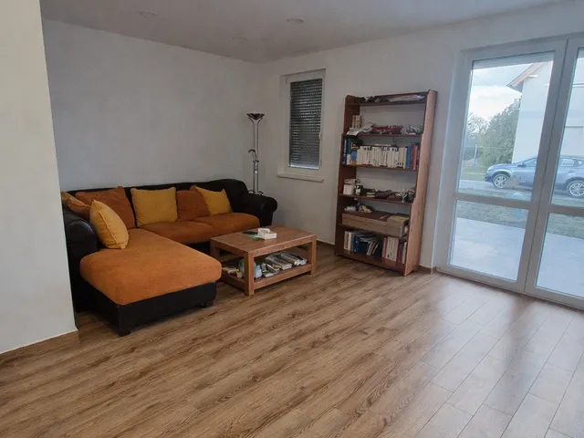 Eladó ház Szeged, Tápéi kiskertek 91 nm