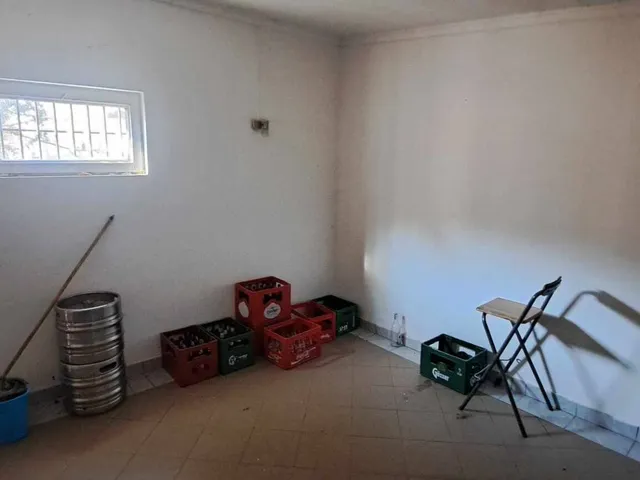 Eladó kereskedelmi és ipari ingatlan Péteri 96 nm