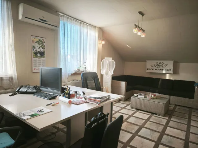 Eladó kereskedelmi és ipari ingatlan Mende 532 nm