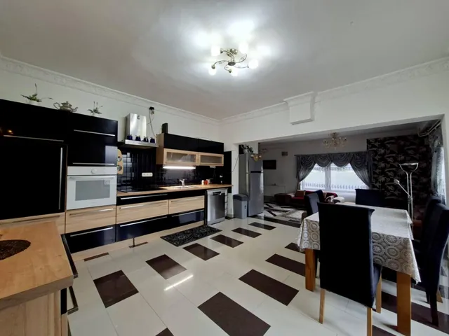 Eladó ház Budapest XIX. kerület 300 nm