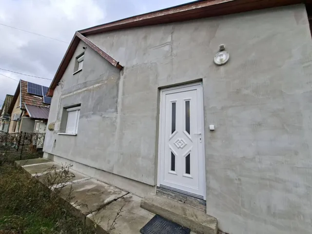 Eladó ház Szolnok 75 nm