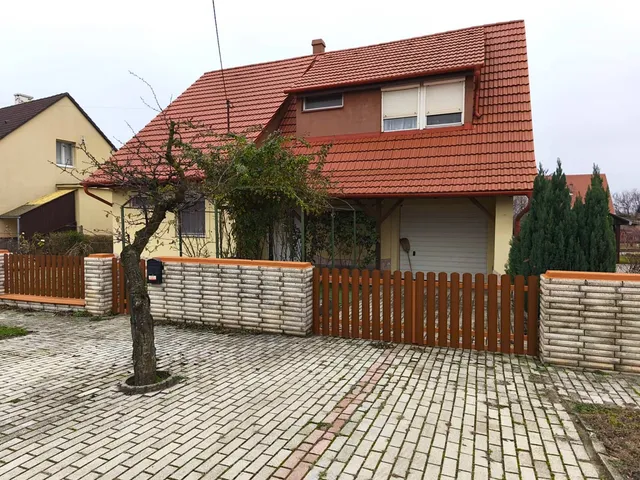 Eladó ház Rácalmás 148 nm