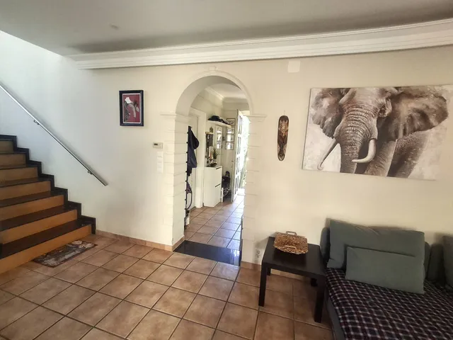 Eladó ház Kisoroszi 333 nm