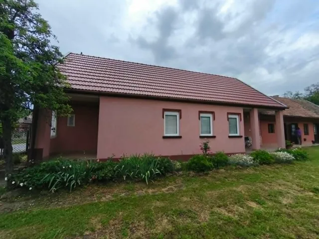Eladó ház Bénye 109 nm