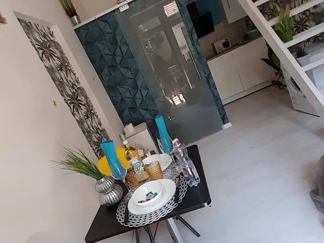 Eladó lakás Budapest VI. kerület 10 nm