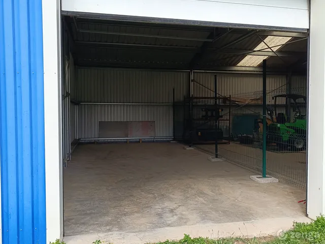 Kiadó kereskedelmi és ipari ingatlan Ajka, Tósok 40 nm