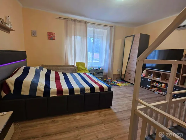 Eladó ház Levél, Dózsa György 90 nm