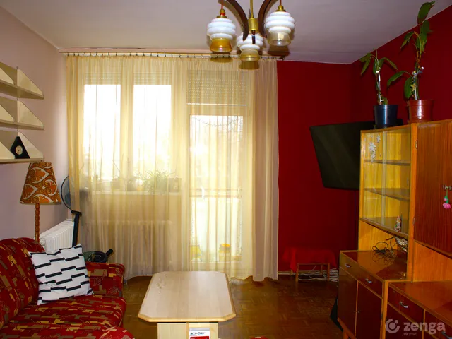 Eladó lakás Tatabánya, Újváros 43 nm