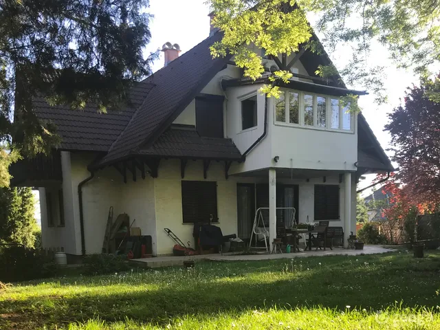 Eladó ház Budaörs, Budaörsi Kamaraerdő 280 nm