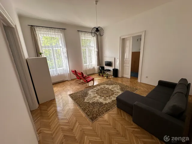Eladó lakás Budapest VI. kerület, Nagykörúton belüli terület 92 nm