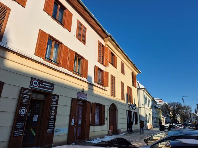 Eladó lakás Győr, Újváros 46 nm