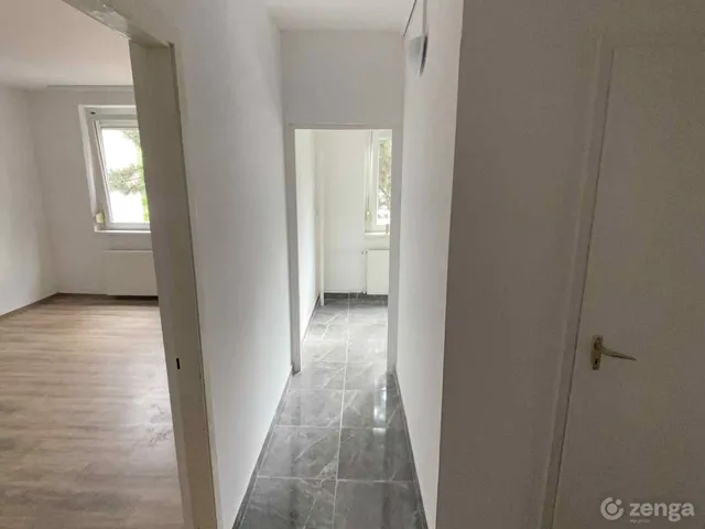 Eladó lakás Tatabánya, Újváros 53 nm